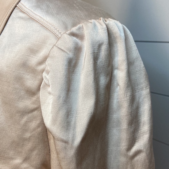 Robertson Los Angeles Trench Coat - Picture 7 of 16